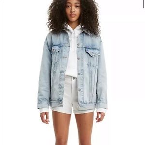 LEVI’S White Mid-Length Short | Ice | 26